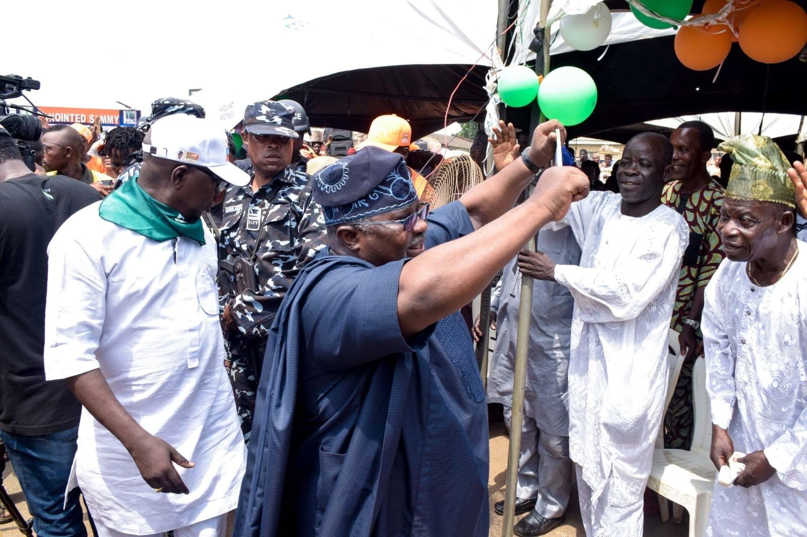 Tony Ojeshina among traditional chiefs and dignitaries at a public event